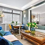 Stylish, Fully Equipped Central Apartment Beside Hyde Park