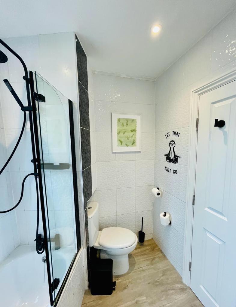 Stylish, Fully Equipped Beside Hyde Park London